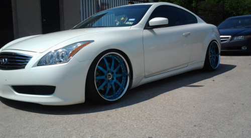 Customers ride after we repaired and did the makeover  with a cutom color on his wheels