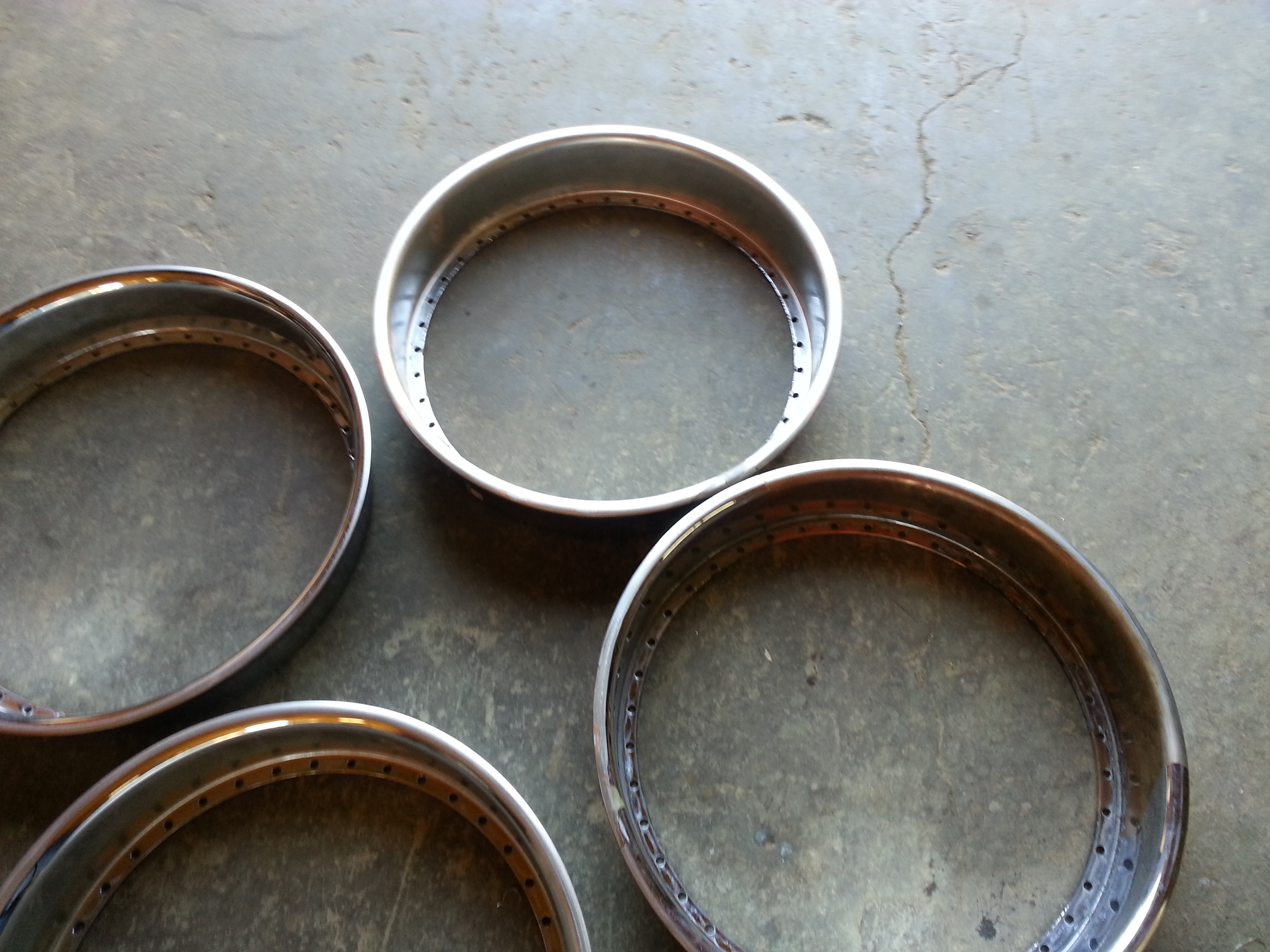 Asanti wheel disasembled and strip for chroming Asanti wheel disasembled and strip for chroming